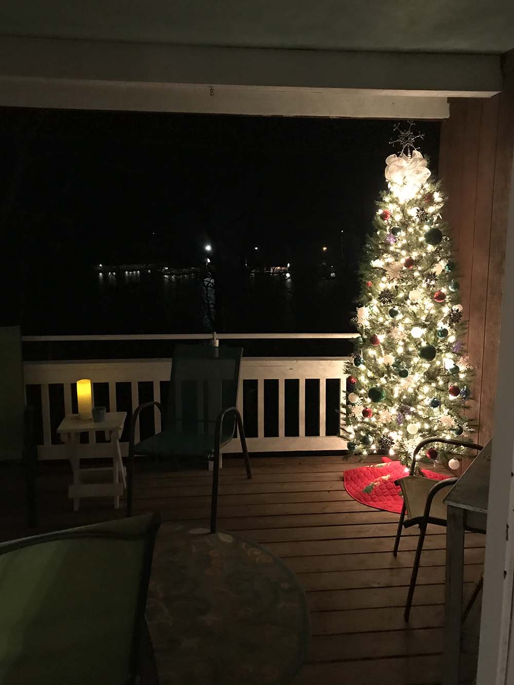 Christmas at the cottage... Marina is in the background.